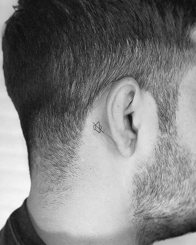 20+ Amazing Behind The Ear Tattoo Ideas To Inspire You In 2023! - Outsons