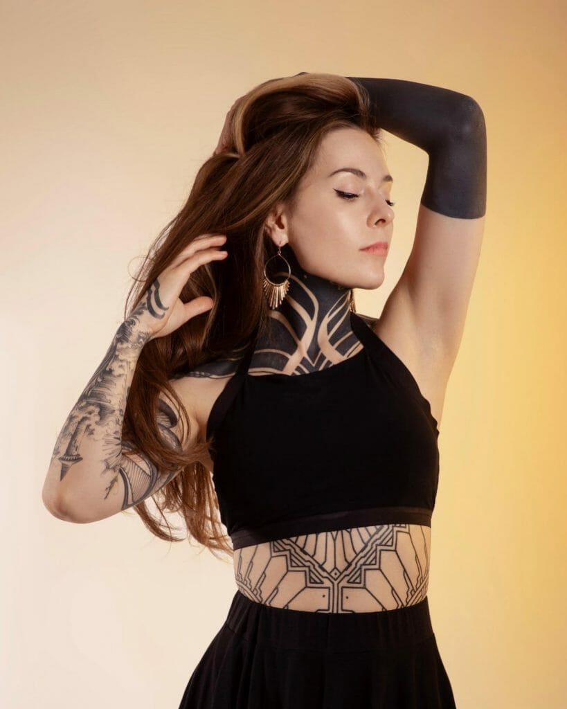 Gorgeous Blackwork Tattoo Ideas For The Chest