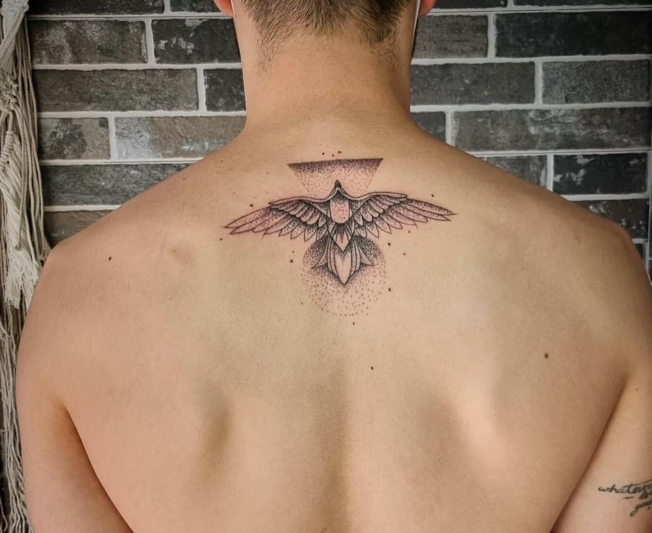 Share 92+ about eagle tattoo on back neck latest - in.daotaonec