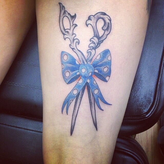 Bow Tattoo On Thigh