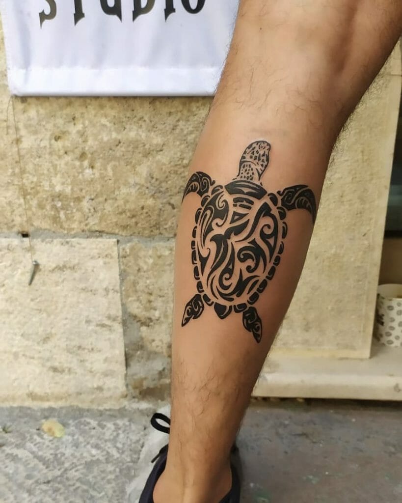 Elegant Hawaiian Turtle Tattoo On Leg