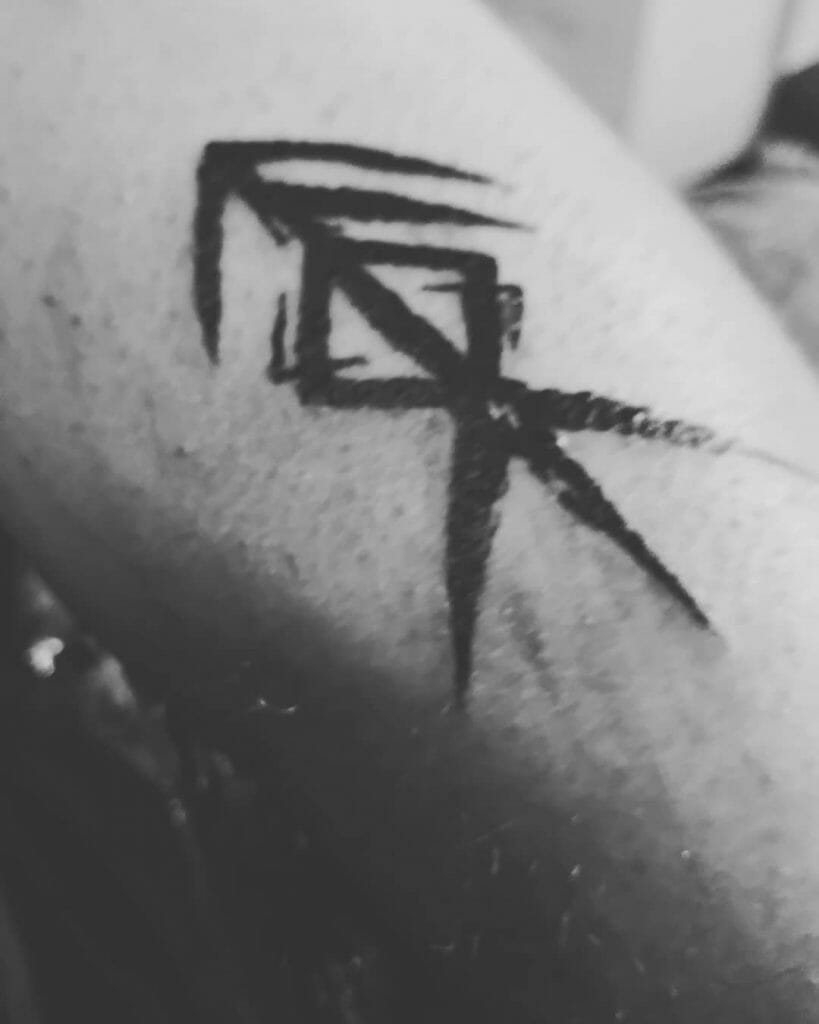 Laguz Rune Tattoo