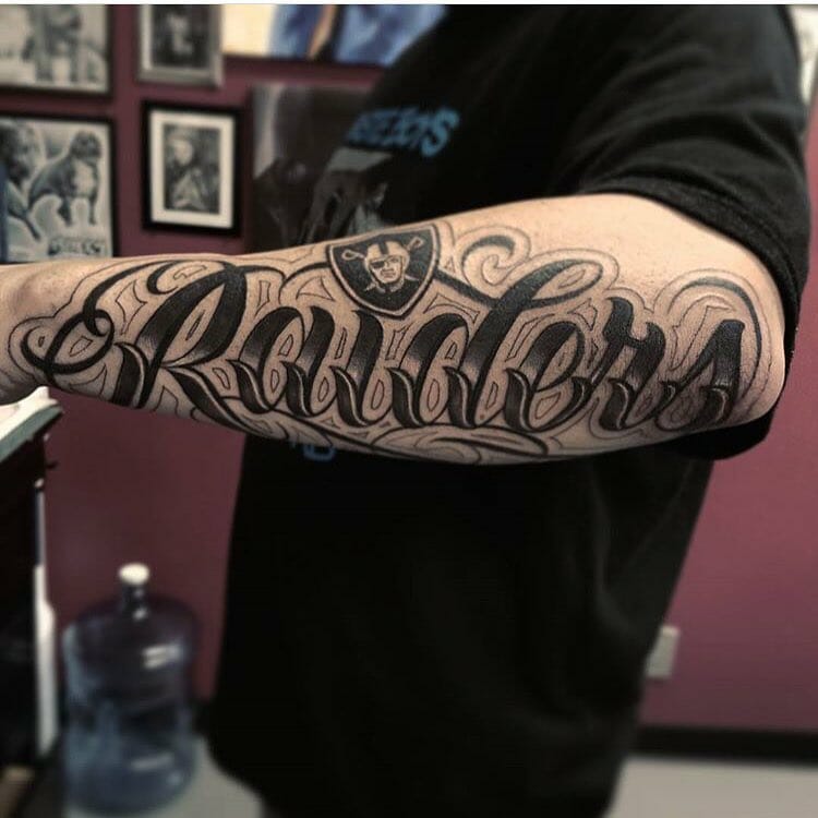 Lettering Raiders Tattoo