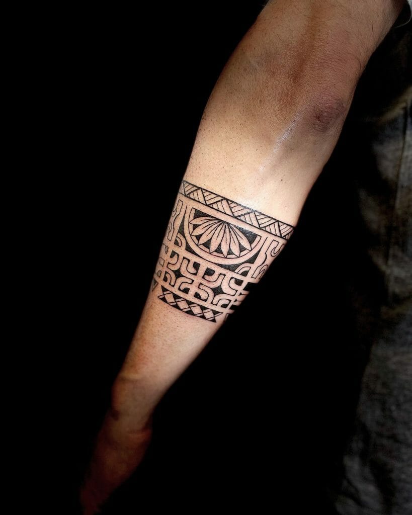 Maori Style Bracelet Tattoo