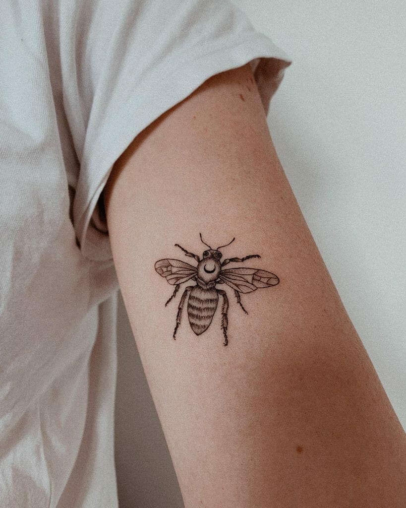 Old Fashioned Vintage Bee Tattoo