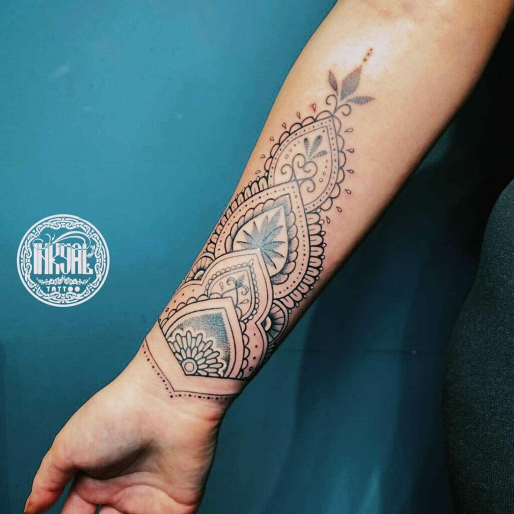 Black And White Flower Mandala Tattoo Stencil