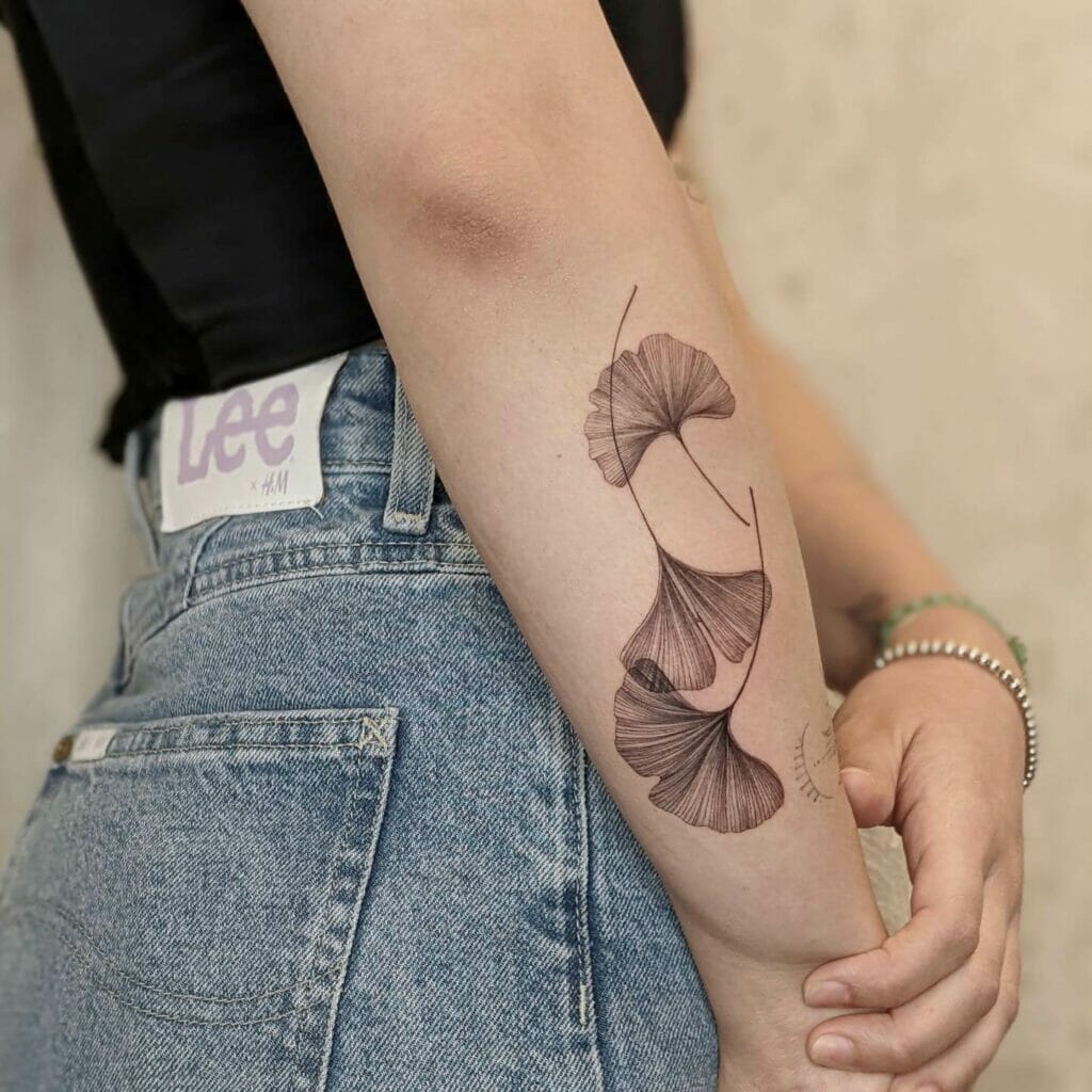 Simple Ginkgo Leaf Tattoo in Black