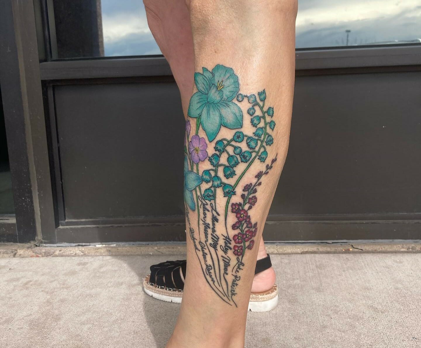Hamiltons Tattoo Studio  Rose and rosebuds my client wanted a design  that represented her children and grandchildren This was a large tattoo on  her right thigh tattoo tattoodesign tattooideas inkspiration ink 