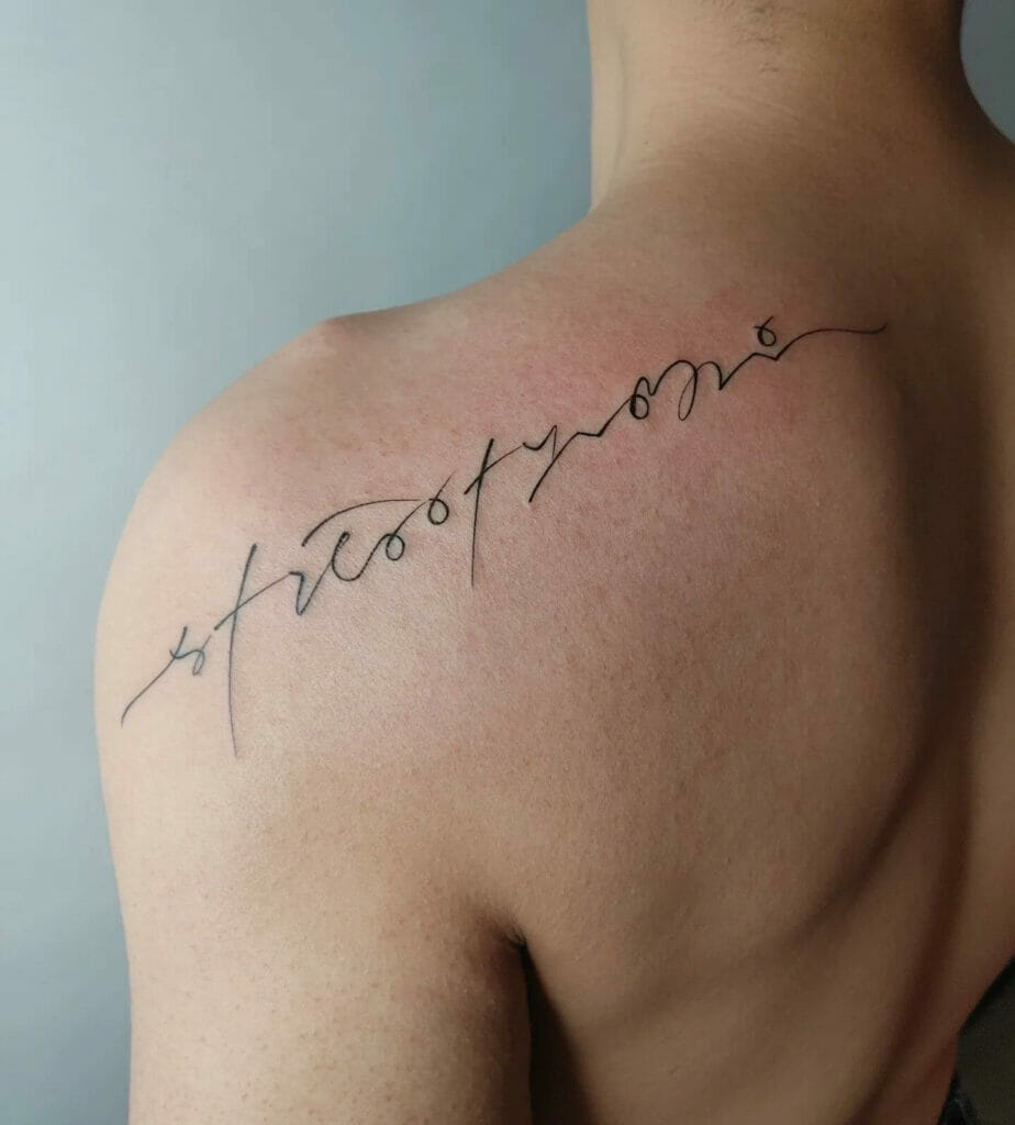 Female Name Tattoo On Shoulder