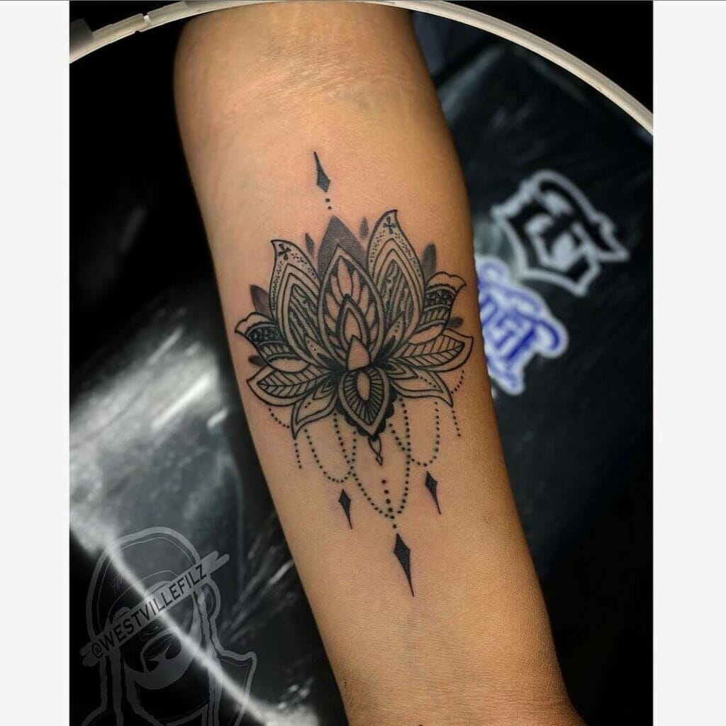 Lotus Tongan tattoo
