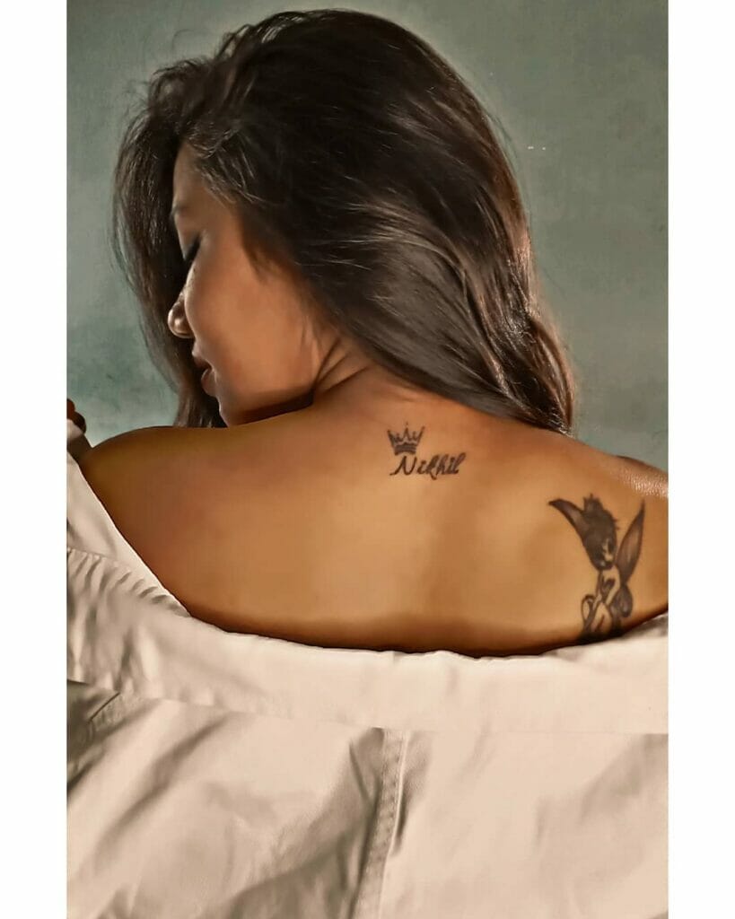 Upper Back Boyfriend Name Tattoo Designs