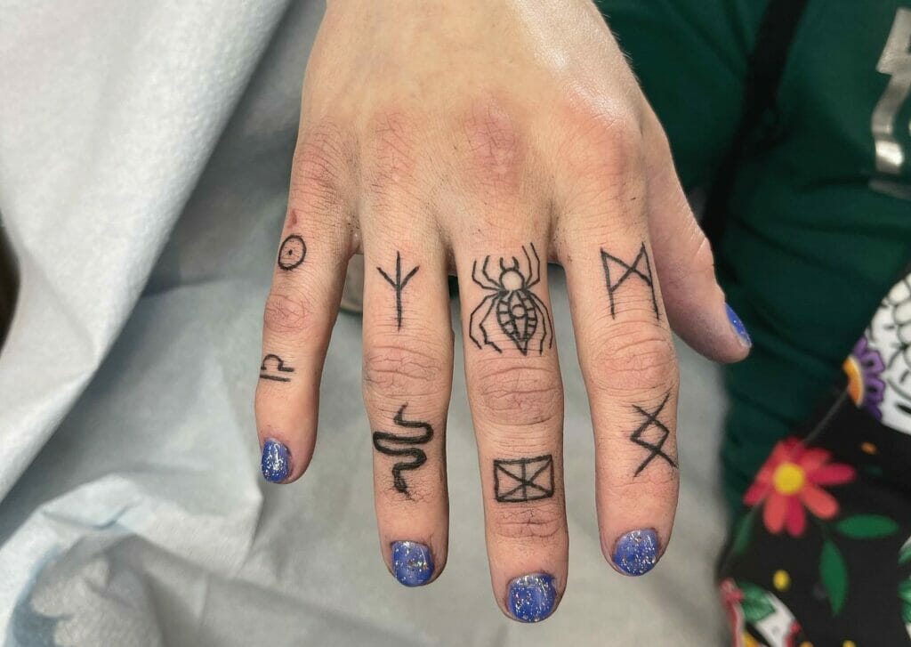 Snake Tattoo Finger