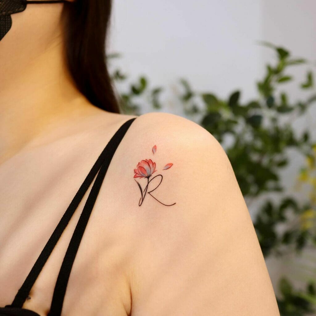 Gorgeous Flower Shoulder Tattoos With Name Initials