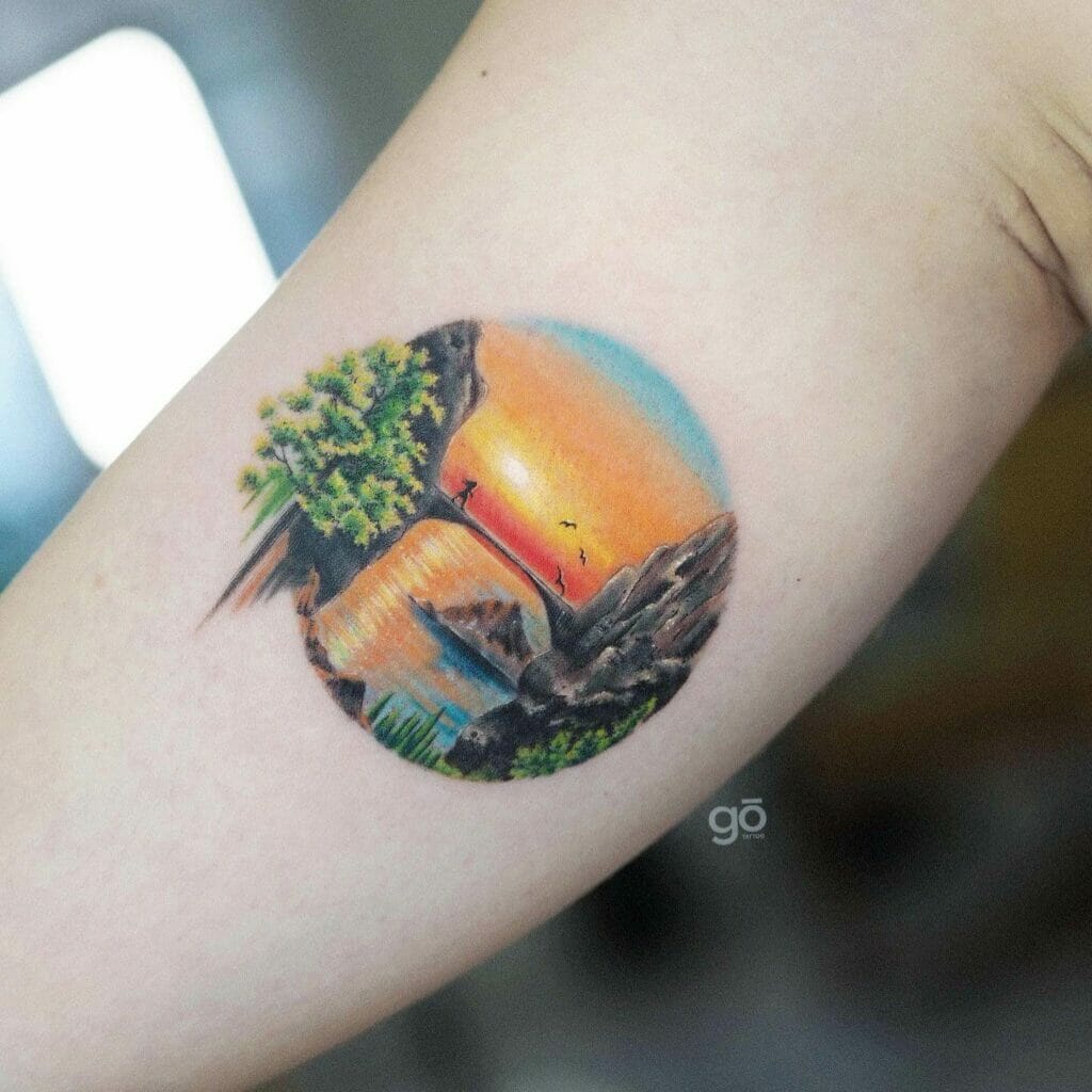 Micro Realism Nature Tattoo
