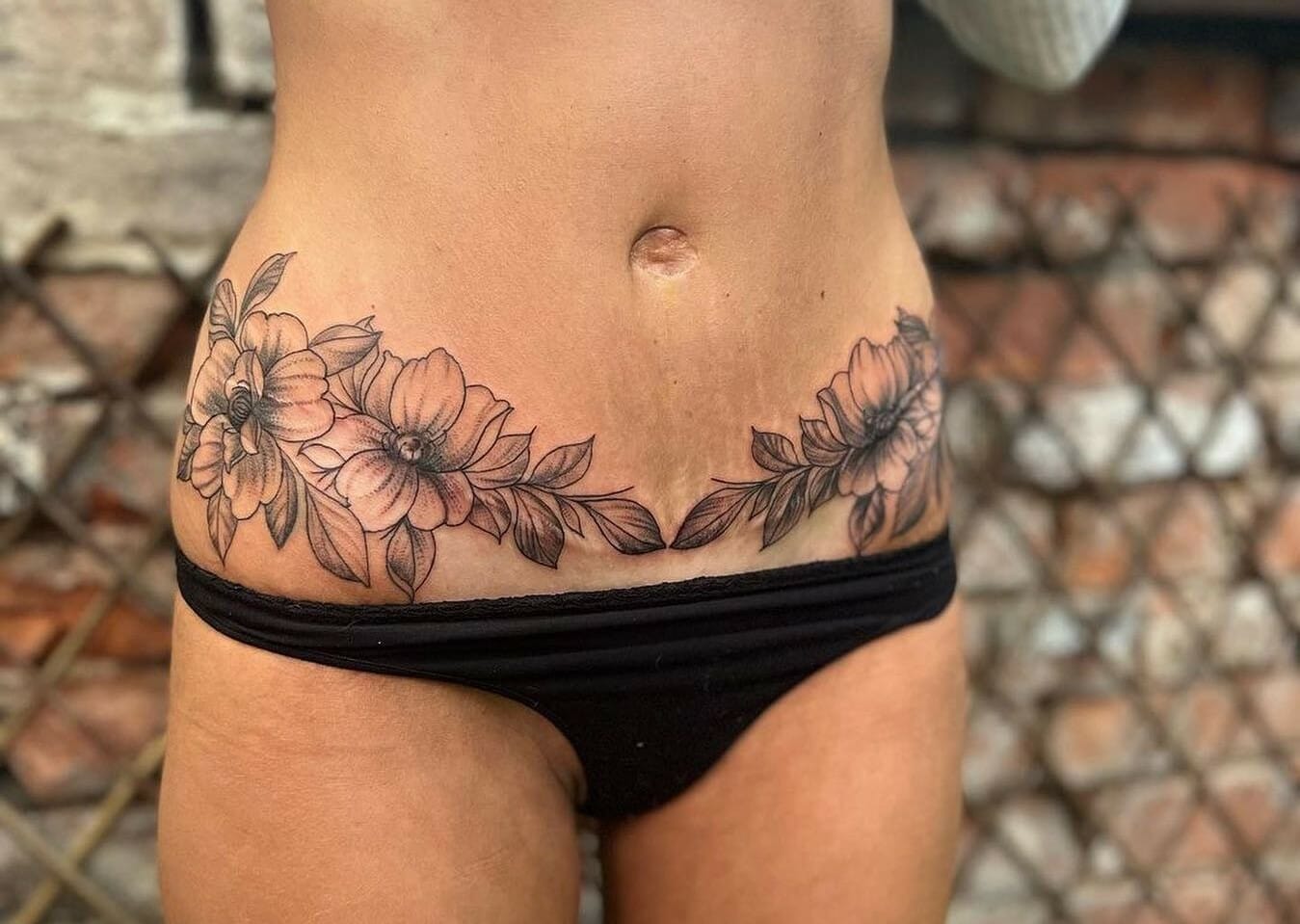 101 Best Tummy Tuck Cover-Up Tattoos That Will Blow Your Mind! - Outsons