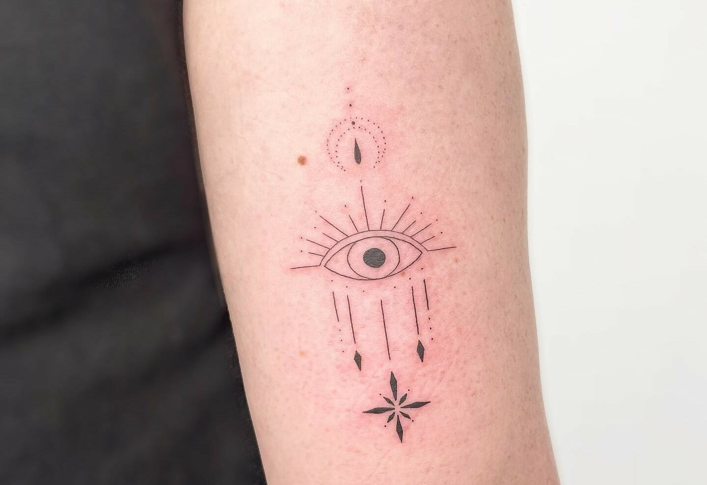Evil Eye Tattoos 30 Unique Designs History  Symbolism  100 Tattoos