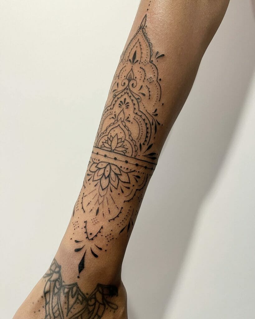 Creative Feminine Mandala Tattoo Art Stencil Designs