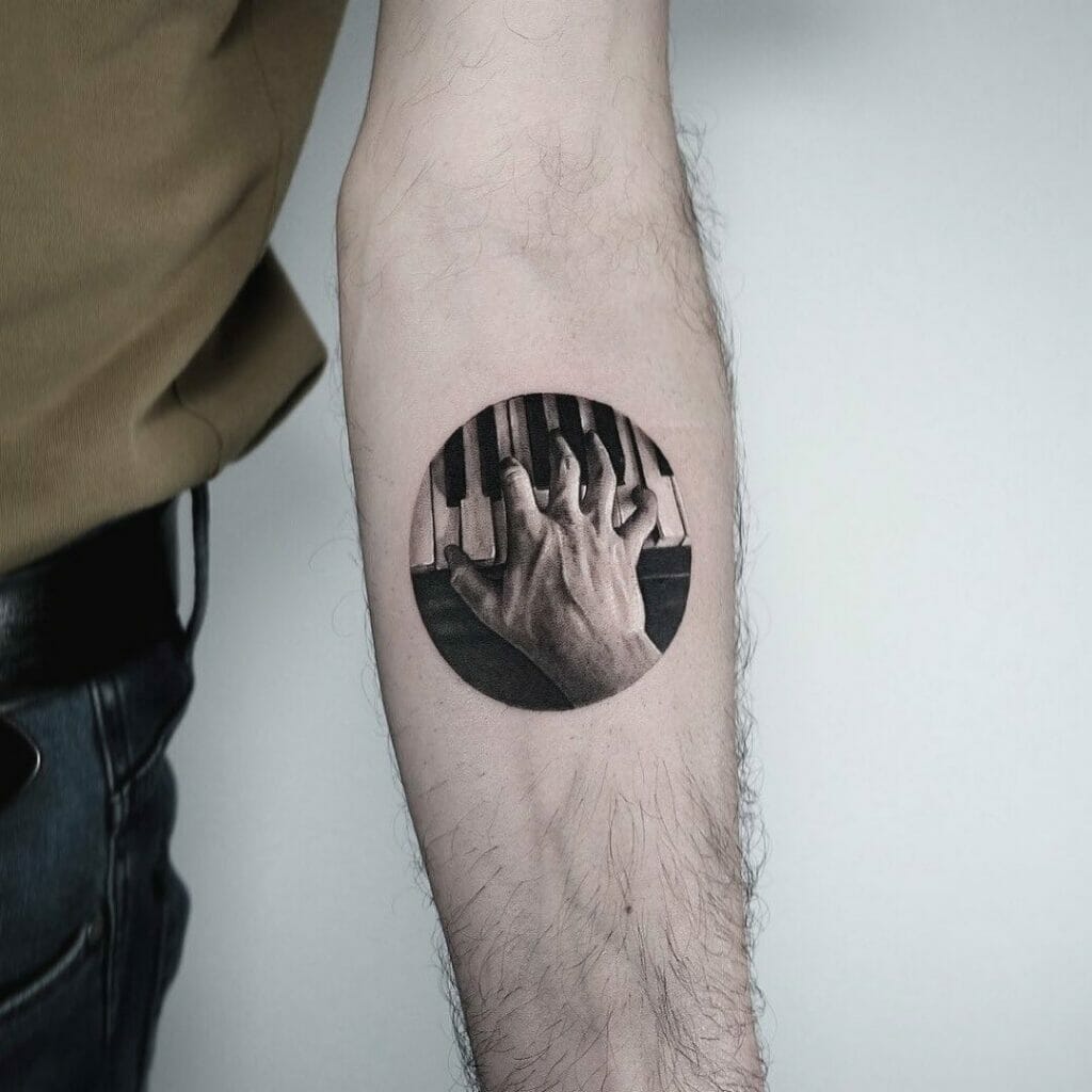 arrive coupler Day 10 Best Piano Tattoo Ideas That Will Blow Your Mind! - Outsons