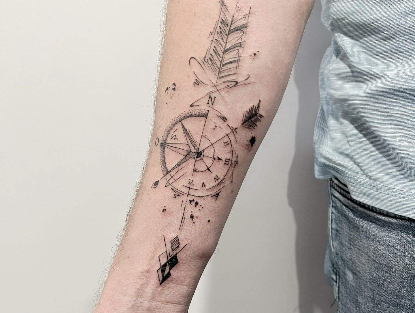 Ornamental Arrow Compass Temporary Tattoo - Set of 3 – Tatteco