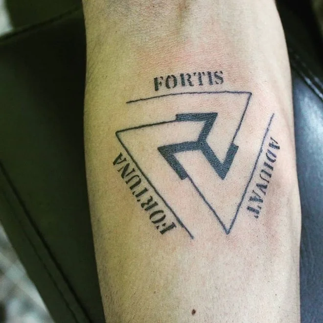 Fortis Fortuna adiuvat tattoo