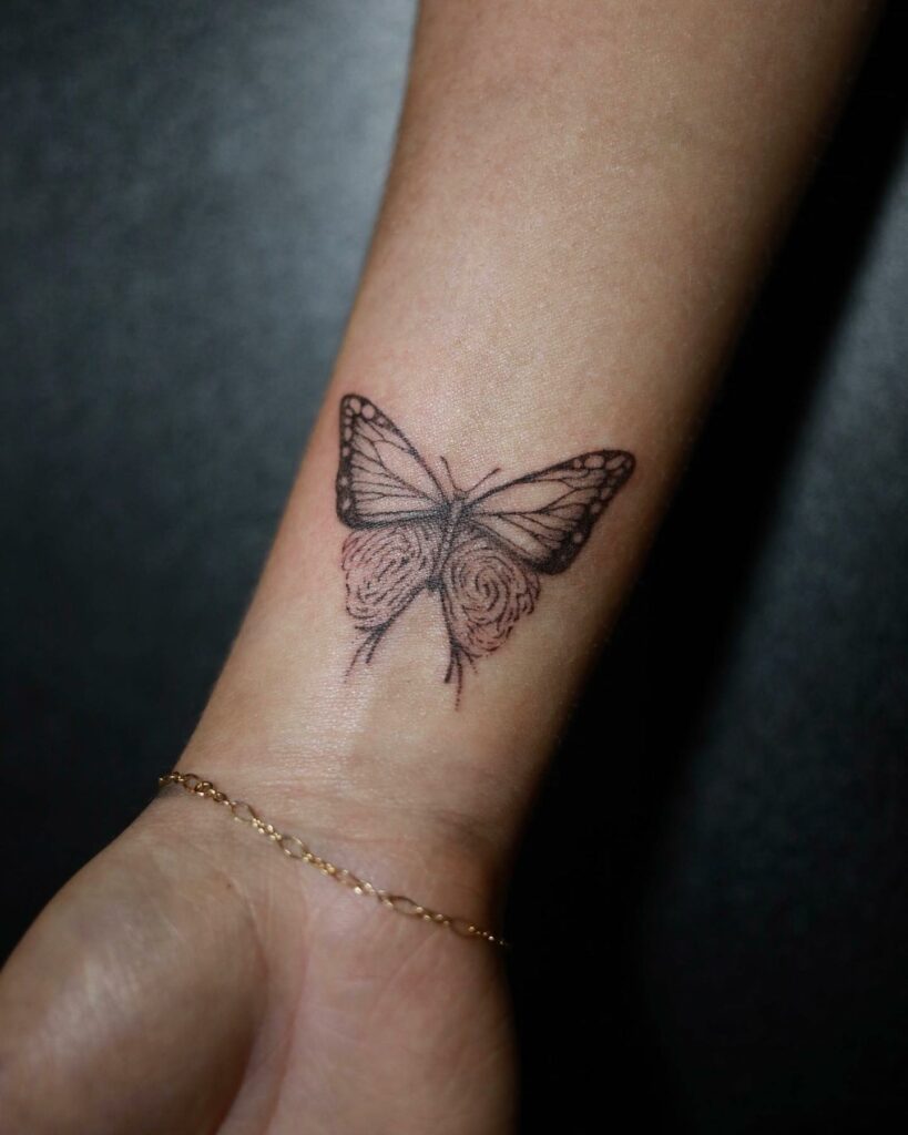 Butterfly Wings Finger Tattoo 