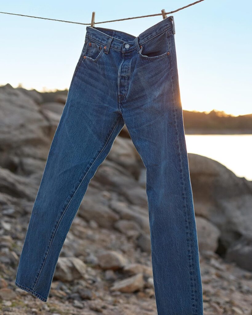 Comparing Levi's 501 and 505 Jeans